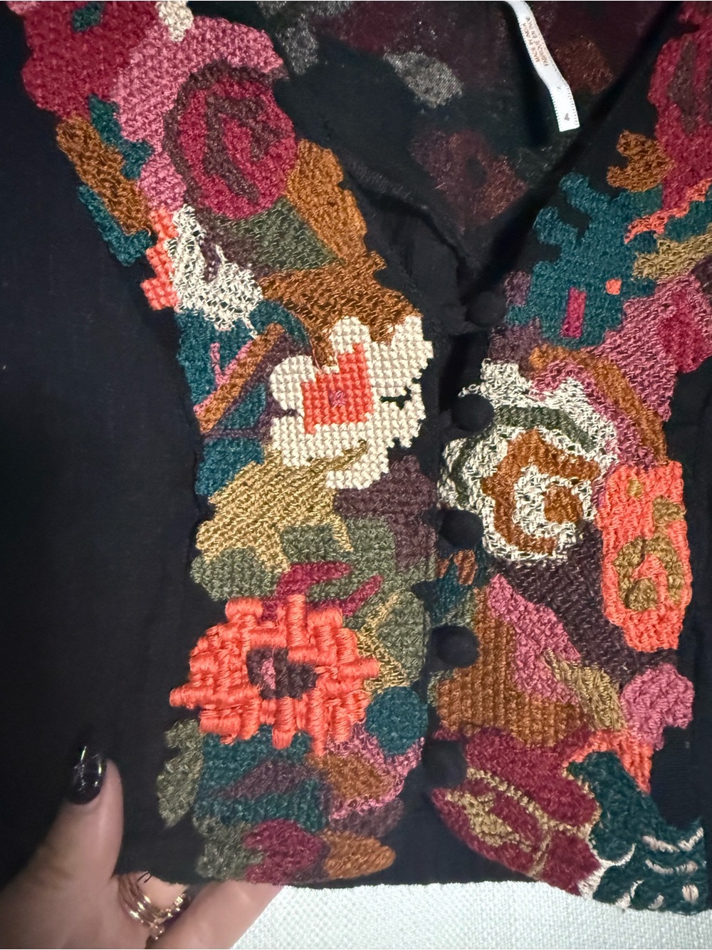 Free People Santoshi Black Floral Embroidered Crop Top Size 4 - Picture 6 of 6
